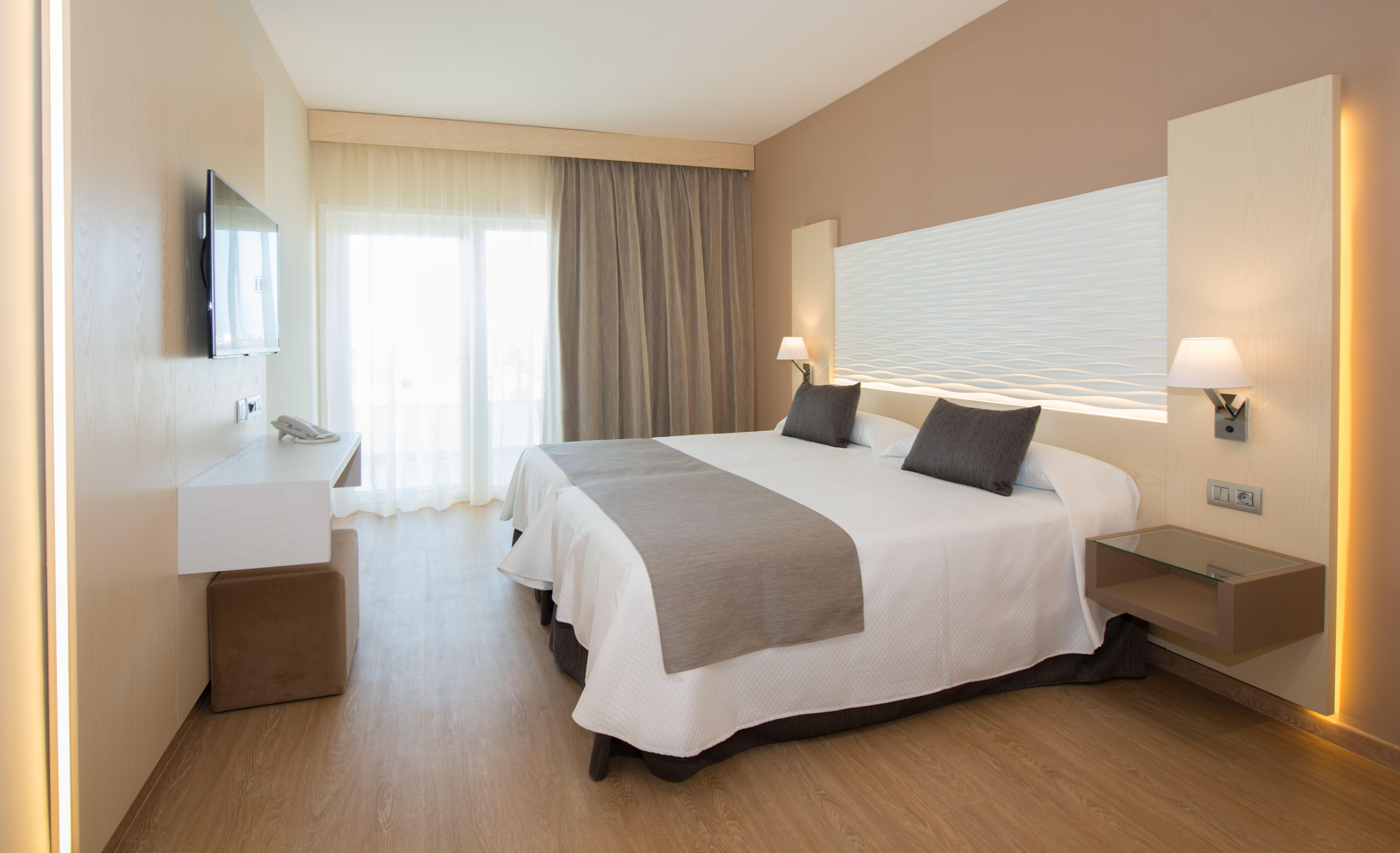 Hotelli Hl Suitehotel - Adults Only 4*