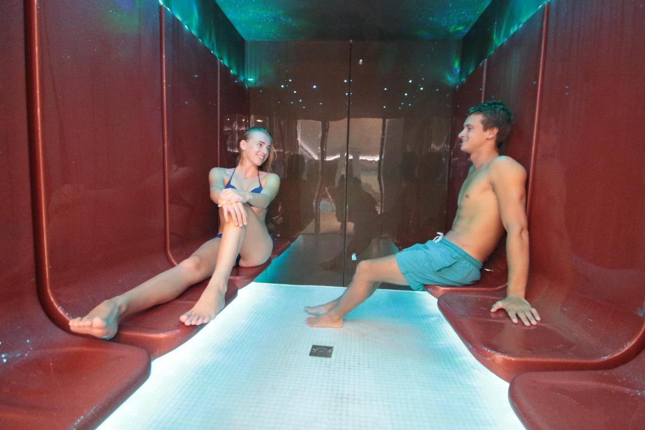 Hotelli Hl Suitehotel - Adults Only 4*